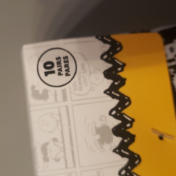 Peanuts 10 pack of low cut socks shoe size 4-10 NWT - Picture 6 of 8